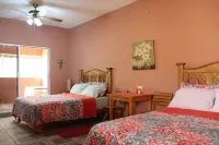 Bungalows Casa Blanca فنادق في La Huerta