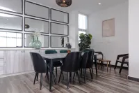 Peaceful, Spacious Apartment with Panoramic City Views in City Center