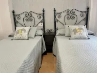 La Flor de la Marina Hotels near Isla Canela -