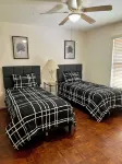 Paradise 4-Bedroom House in Marco Island
