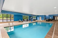 Hampton Inn & Suites Grove City - Pet friendly