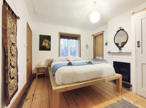 Beautiful Cottage by the Coast