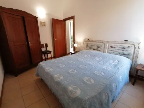 Old mansion with Provencal flavor in the center with garden and private parking!