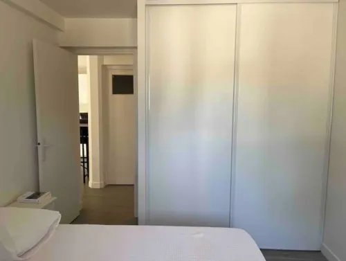 Quiet garden level 5 minutes from the beaches