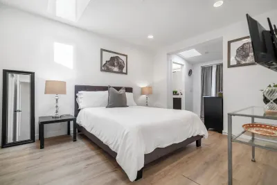 Remodeled house w/ large yard in West LA - 3 miles to beach Hotels near Yo San University of Traditional Chinese Medicine