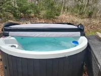 Cozy Cabin in Barss Corner with hot tub. Pet-Friendly! Hotels in Lunenburg