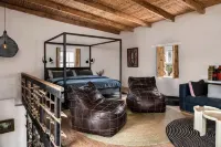 Buffelsdrift Farm The Wine Store Hotels in Ladismith