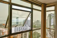 Apartment overlooking Luanda Bay