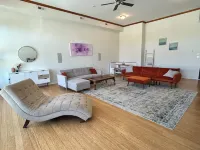 Huge apartment and rooftop patio. The best place in Fairfield to stay as a group 페어필드 호텔