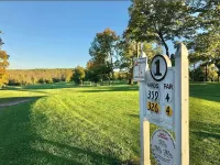 Sleeps 8. 3 Bedroom 2 Bath Better Than Any Motel.