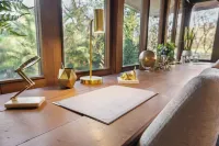 3 Bedroom Tree-House on Stilts!