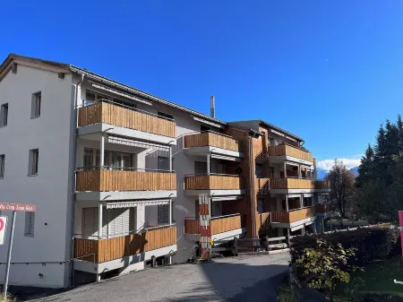2 Bed 2 Bath, Bright, spacious, central apartment in Flims 5min walk to gondola