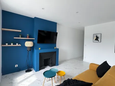 Appartement Chic - Rhône view Отели рядом с достопримечательностью «Musee de la Draperie»