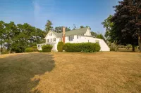 Victorian Riverfront 1BR • Cozy Retreat with River Views & Dock Access Hotels in Oswegatchie