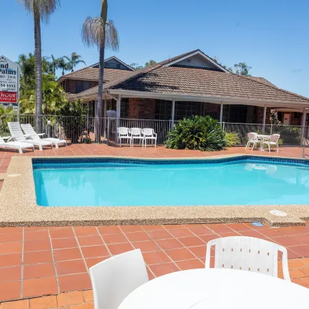 Island Palms Motor Inn