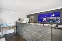 Lake Macquarie Motor Inn Hotels in Caves Beach