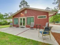 Charming Bluffton Vacation Home w/ Yard! Hotels in Bluffton