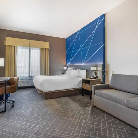 Comfort Inn & Suites Frisco East - McKinney