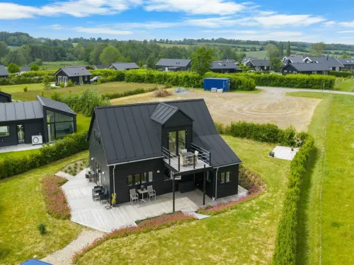 "Aliana" - 300m from the sea Hotels in Frørup