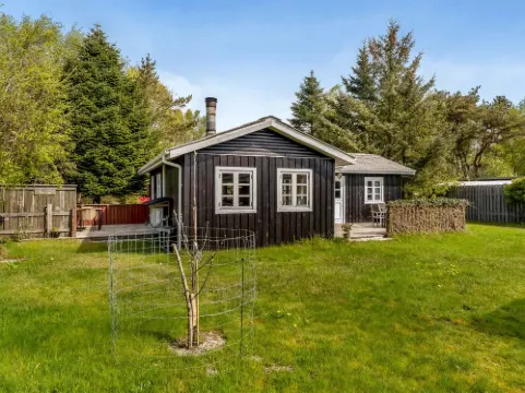 "Ingobert" - 50m from the Sea