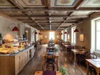 QC Hotel Bagni Vecchi Hotels in Valdidentro