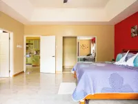 Spacious 2-bedroom apartment in Mandeville with hot tub ,WiFi and private garage Hotels in Mandeville