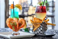 Bayfront Inn 5th Avenue - Quầy bar