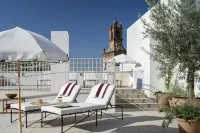 Raíces Alameda Casa Palacio