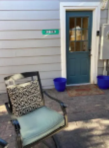 Cherry Creek North - Walkable! Discount cleaning fee!!! Basement level apartment