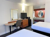 Motel 6 Barstow, CA - Mojave Desert Stop - I-15 - Pet friendly