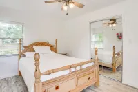 Orlando Vacation Rental w/ Yard ~ 18 Mi to Disney