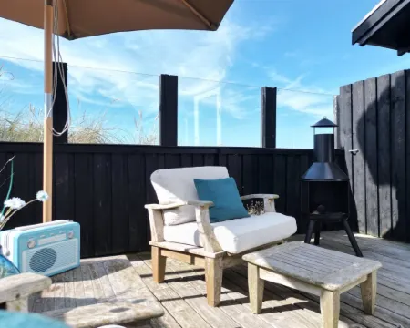 "Aruna" - 200m from the Sea Hotels in Lokken