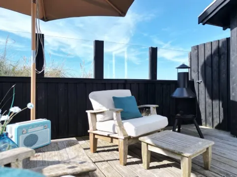 "Aruna" - 200m from the Sea