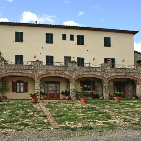 Country House in Chiusdino with Panoramic Views