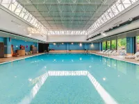 Novotel Gdansk Marina Hotels near ساحة إيرجو