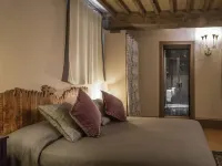 Villa in Tuscany with Organic Wine Estate