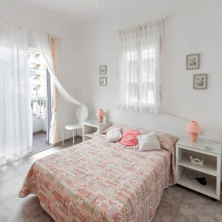 Oreneta - Apartment In Grau I Platja