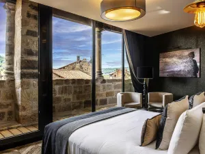 Hôtel Mercure Figeac Viguier du Roy