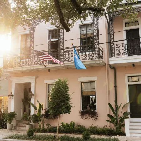 Garden District Hotel Отели рядом с достопримечательностью «Район Гарден»