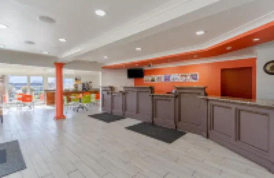 모텔 6 유키아, 캘리포니아 - 노스