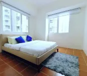 2BR/Pioneer Woodland SM Light connected to BONI Train Station,Mandaluyong,Metro Manila Philippines - Airport Shuttle