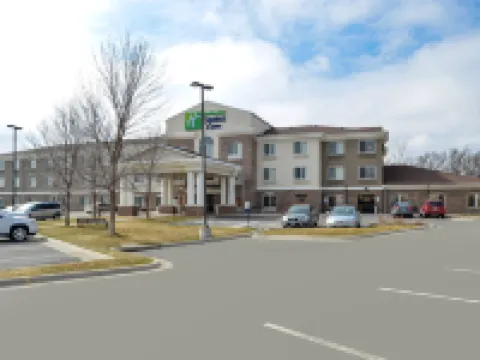 Holiday Inn Express & Suites OMAHA WEST by IHG Hoteles en Distrito electoral de Millard