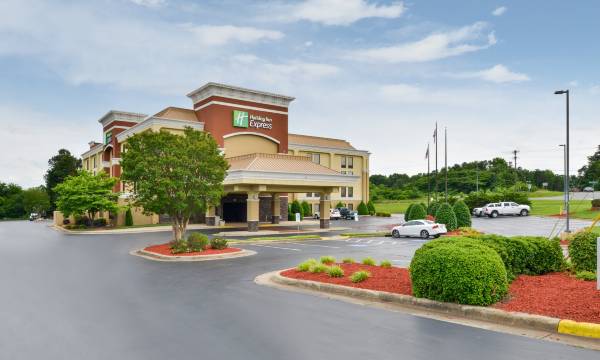 Holiday Inn Express Burlington by IHG