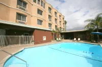 Holiday Inn Express SAN DIEGO SOUTH - CHULA VISTA by IHG - Pools