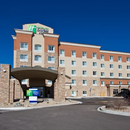 Holiday Inn Express & Suites DENVER EAST-PEORIA STREET by IHG
