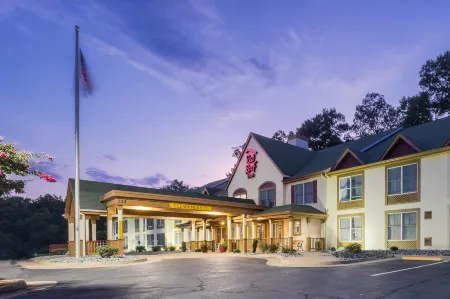 Red Roof Inn & Suites Stafford, VA Отели в г. Гриффис-Уайдуотер