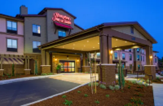 Hampton Inn & Suites Buellton/Santa Ynez Hotels near Village Park