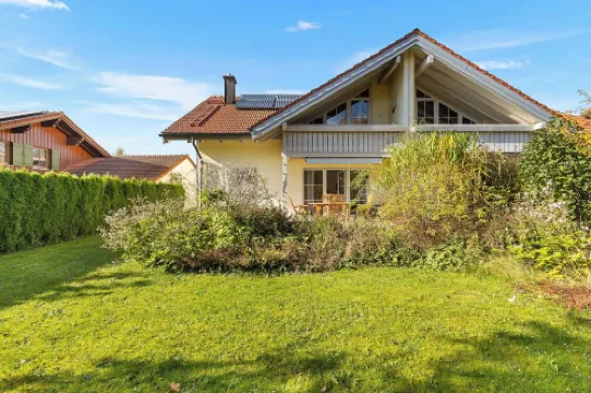 Animal house | parking lot | terrace Hotels in Buchenberg