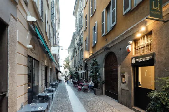 Brera Apartments Отели рядом с достопримечательностью «Брера»