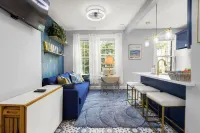 Refined 2Br • Free Parking • Easy Path to NYC